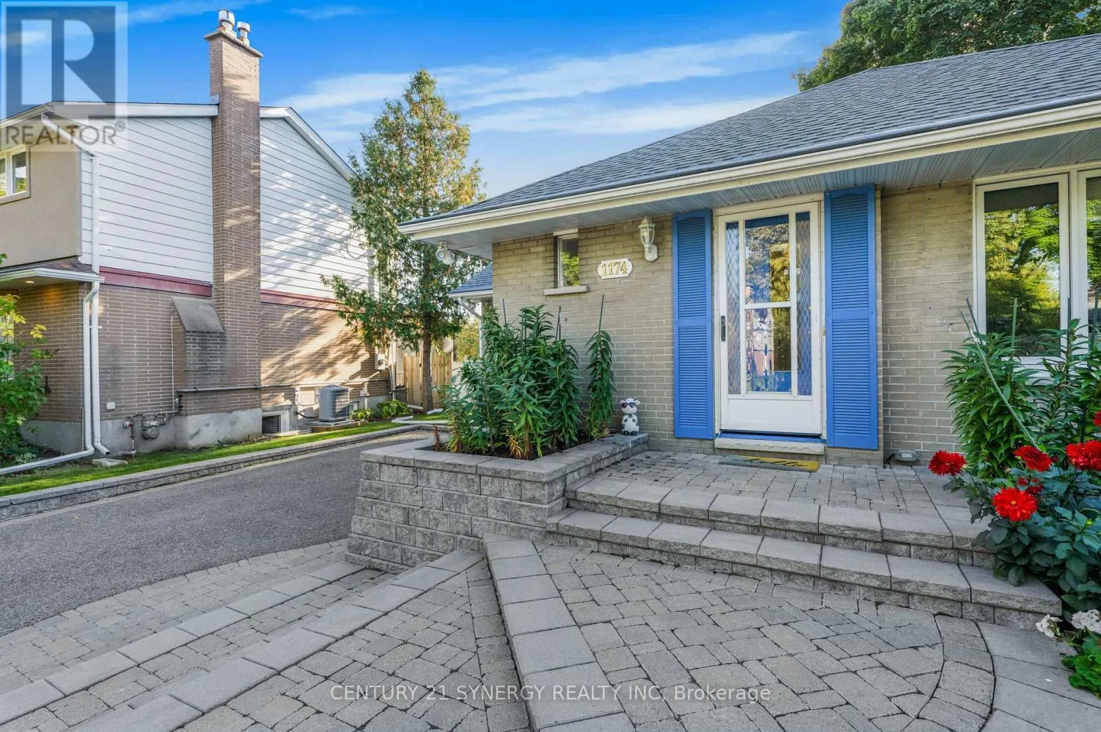 1174 GREYROCK CRESCENT
