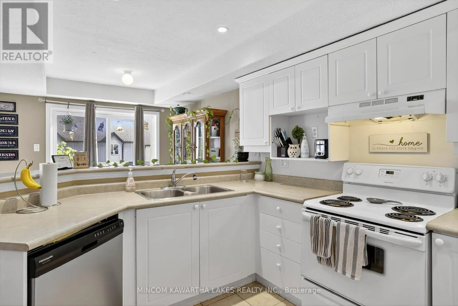 724 TRAILVIEW DRIVE
