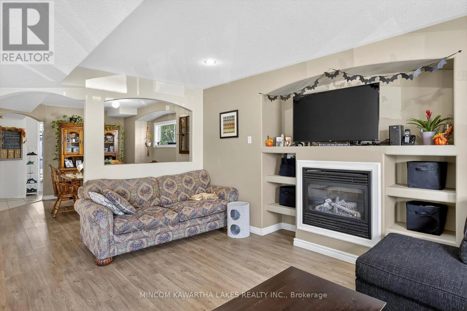 724 TRAILVIEW DRIVE