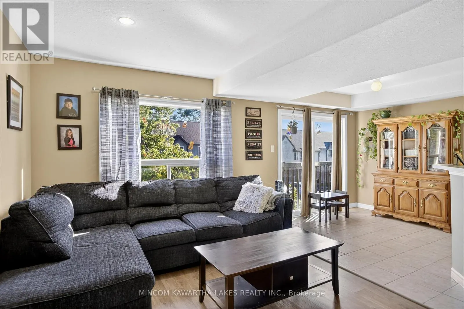 724 TRAILVIEW DRIVE