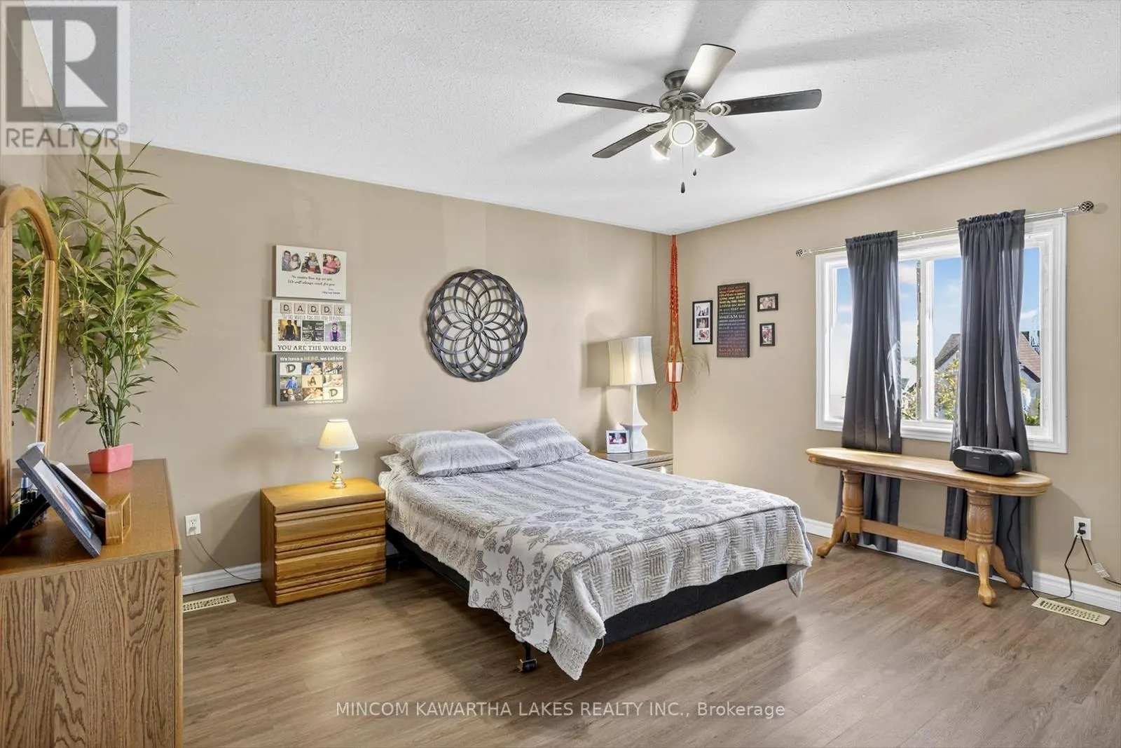 724 TRAILVIEW DRIVE