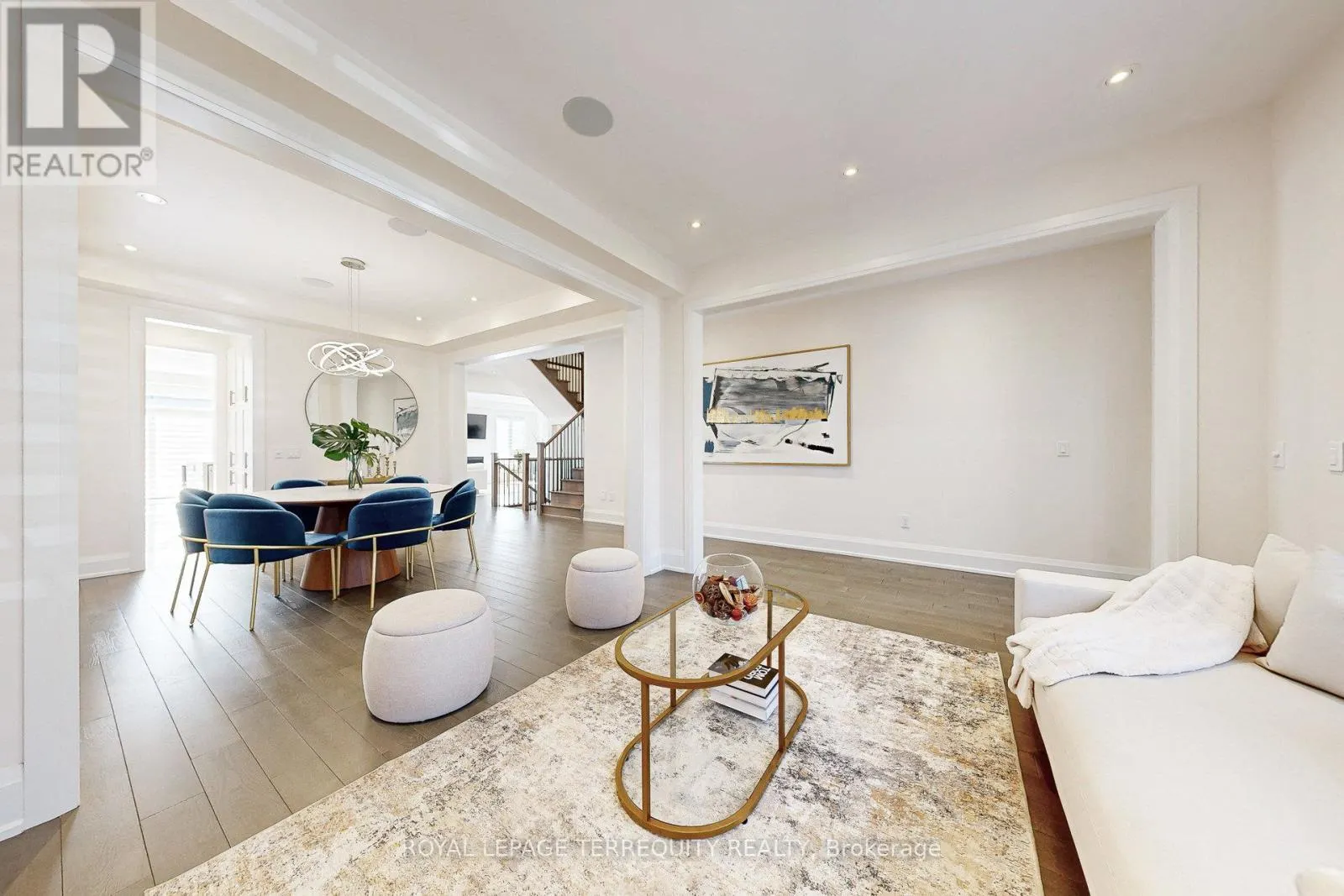 52 LIGHTFEATHER PLACE