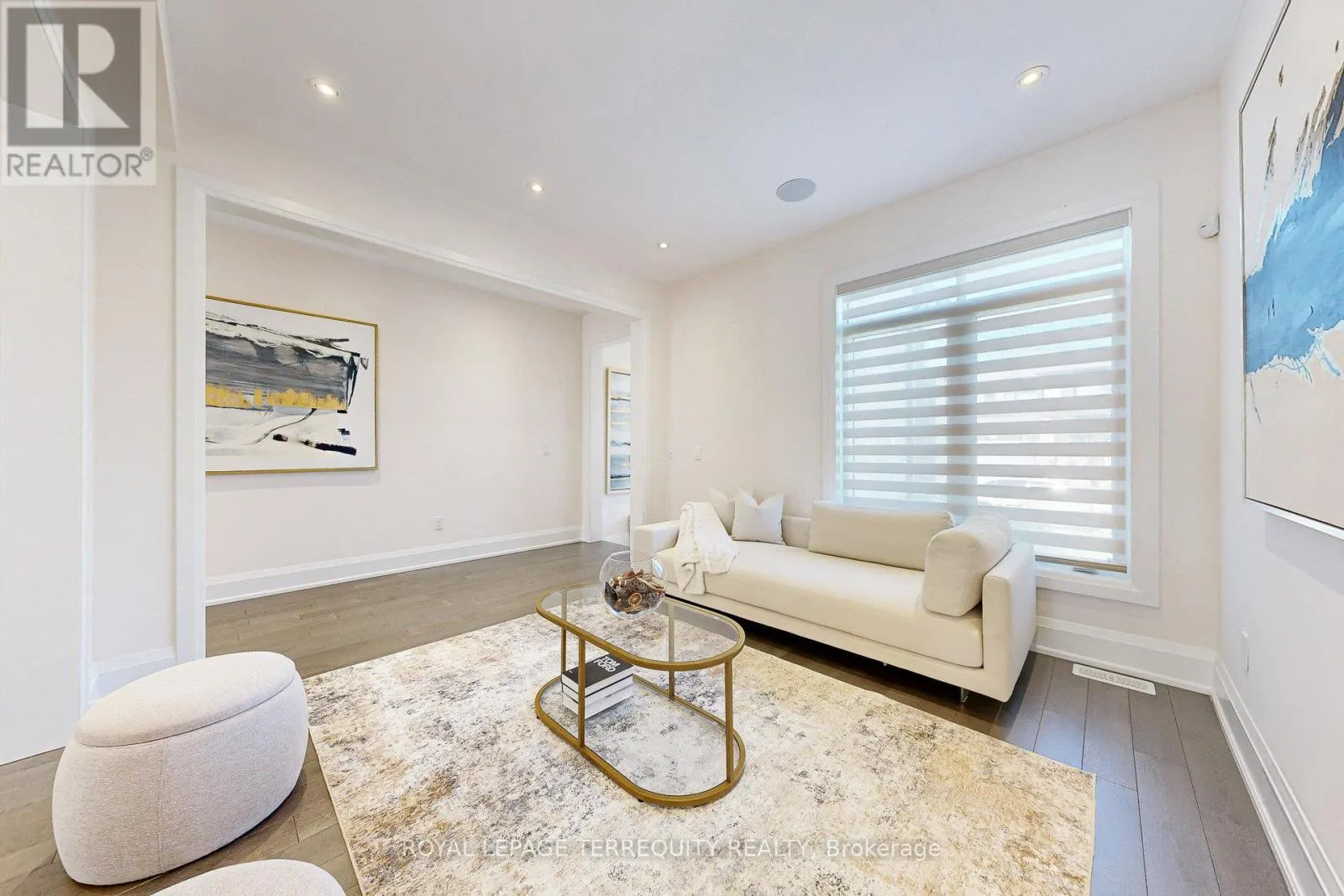 52 LIGHTFEATHER PLACE