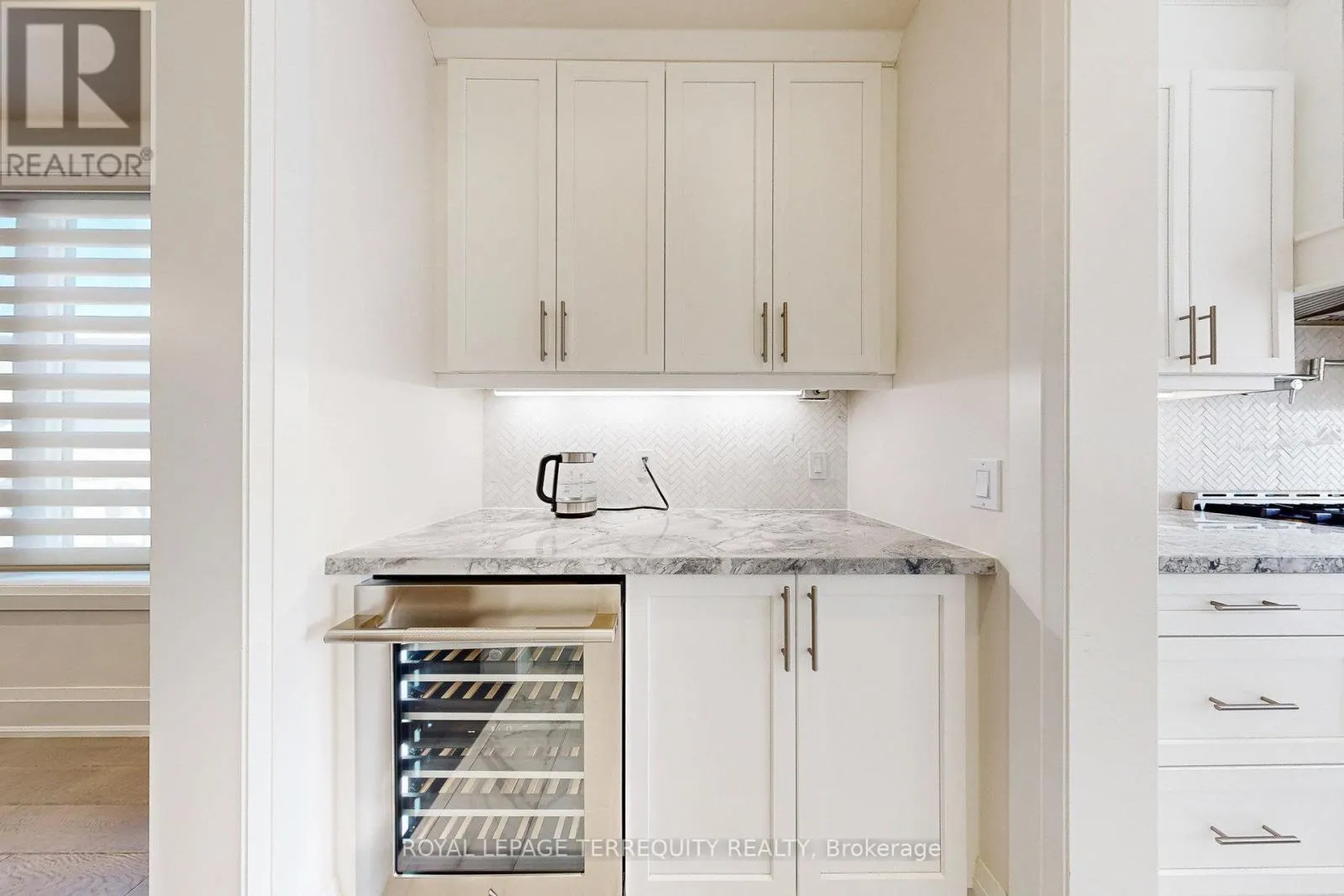 52 LIGHTFEATHER PLACE