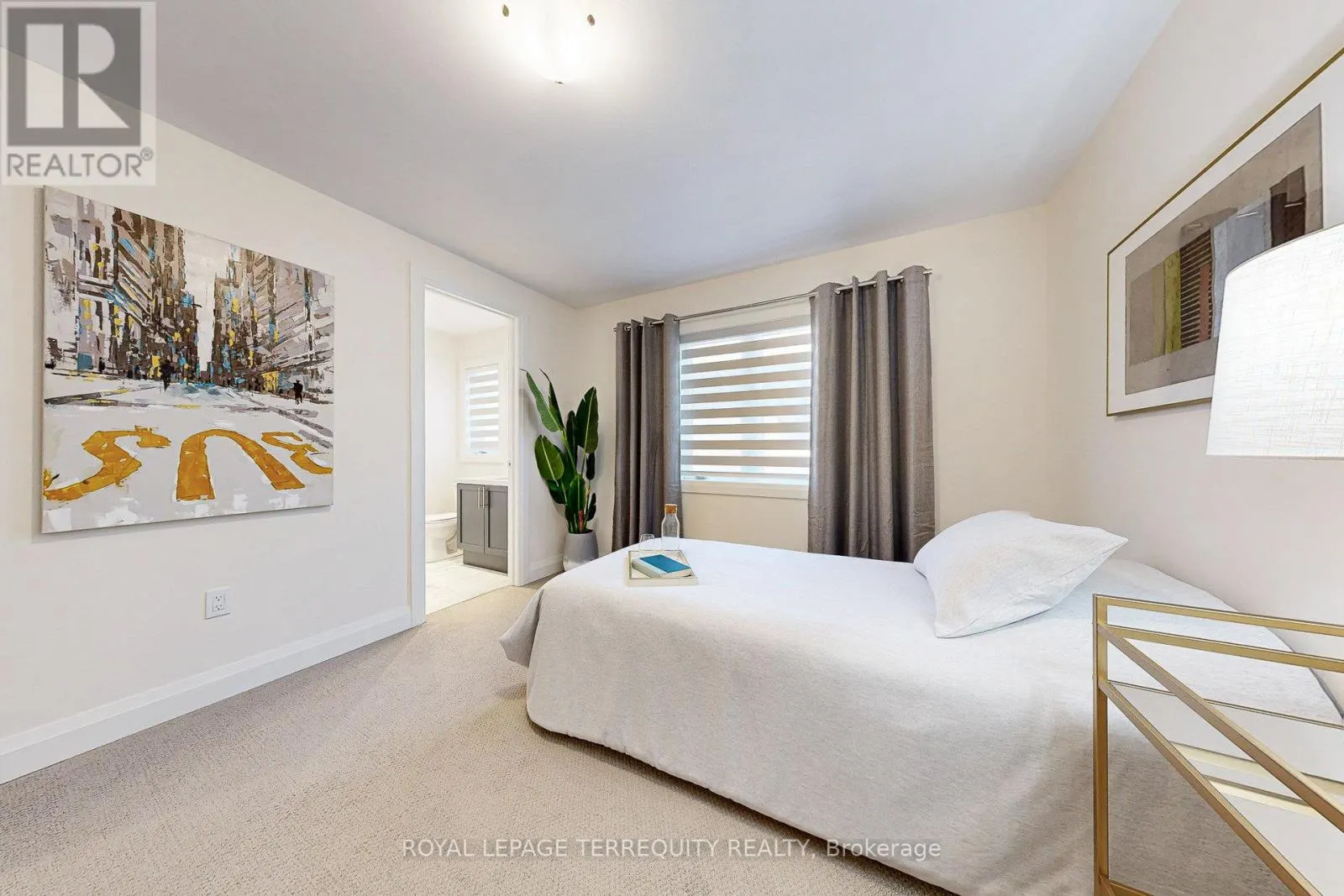 52 LIGHTFEATHER PLACE