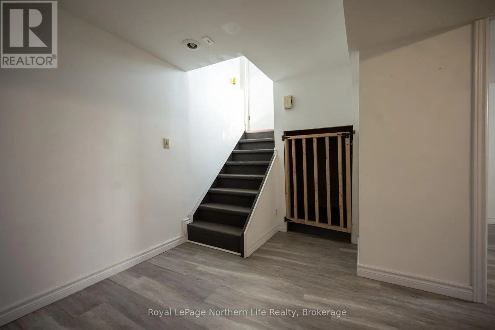 224 LAKE HEIGHTS ROAD