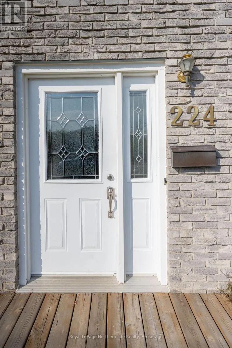 224 LAKE HEIGHTS ROAD