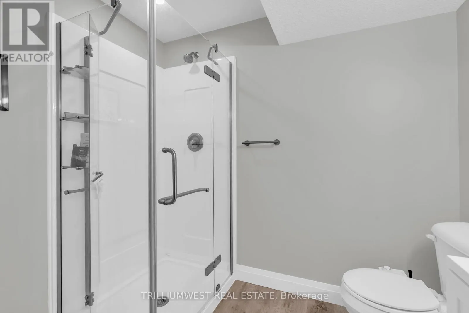 49 MEADOWRIDGE STREET