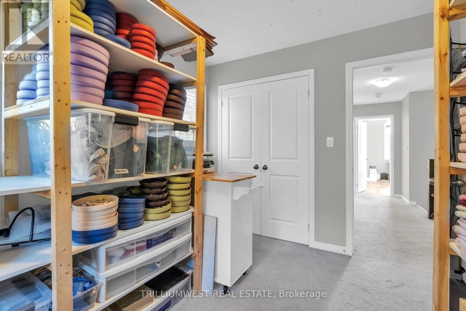 49 MEADOWRIDGE STREET