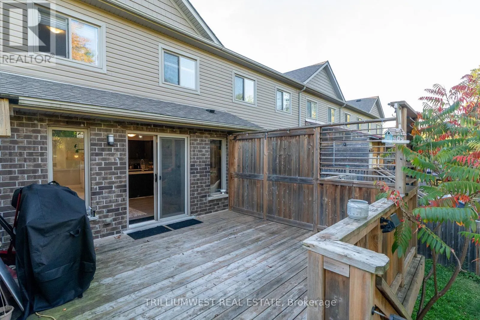 49 MEADOWRIDGE STREET