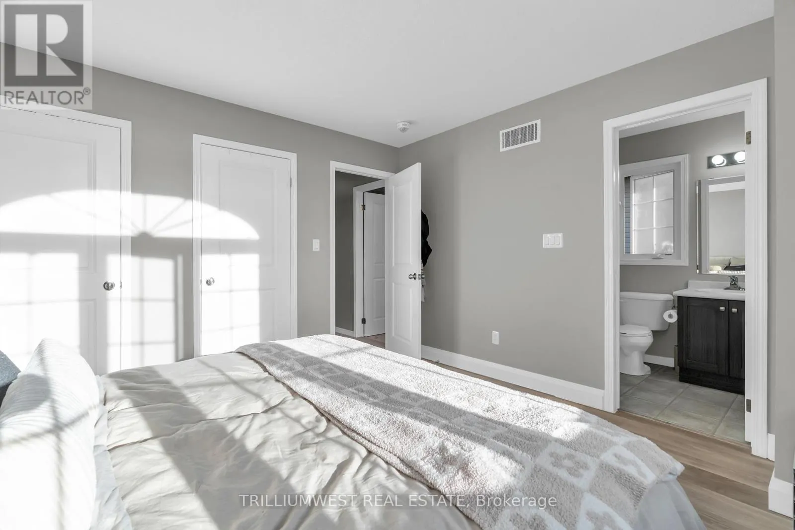 49 MEADOWRIDGE STREET