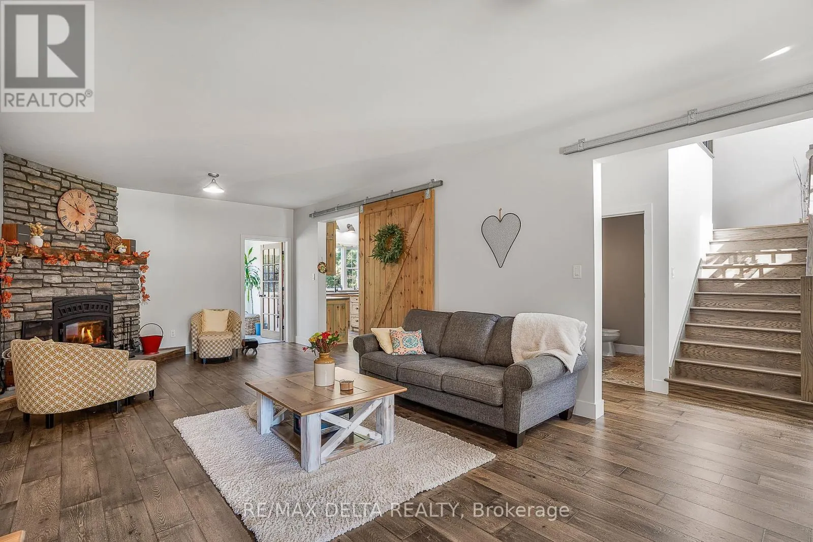 1749 ALBERT LEROUX ROAD
