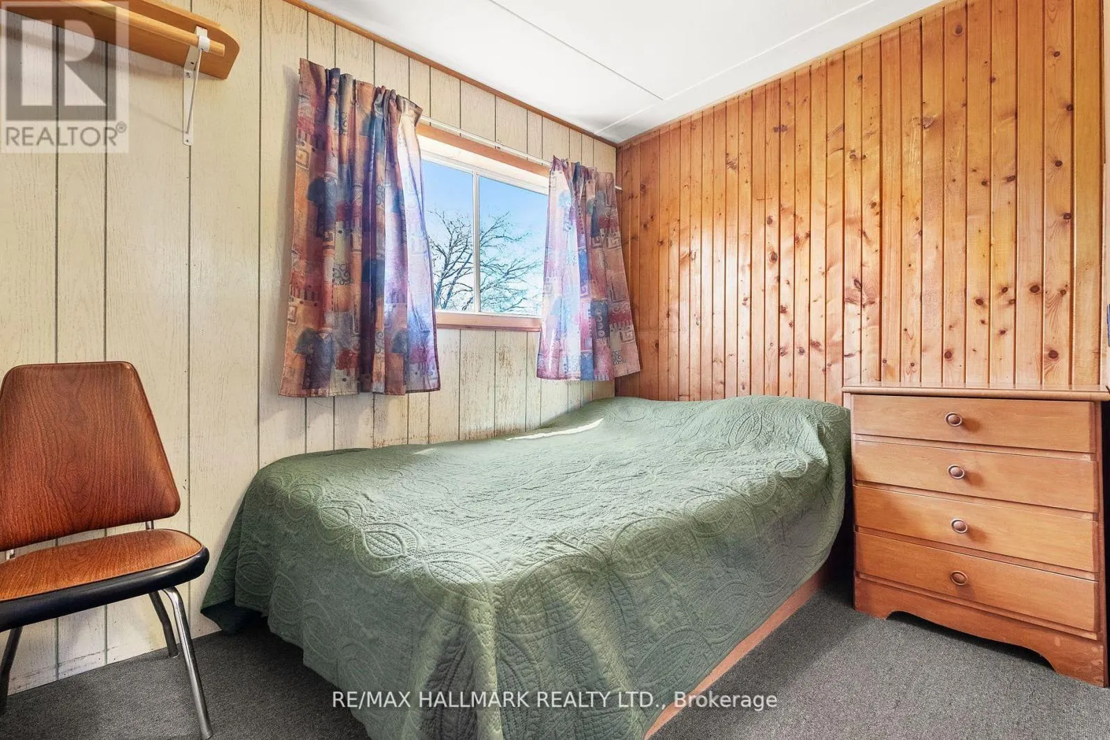 112 - 449 ISLAND VIEW ROAD