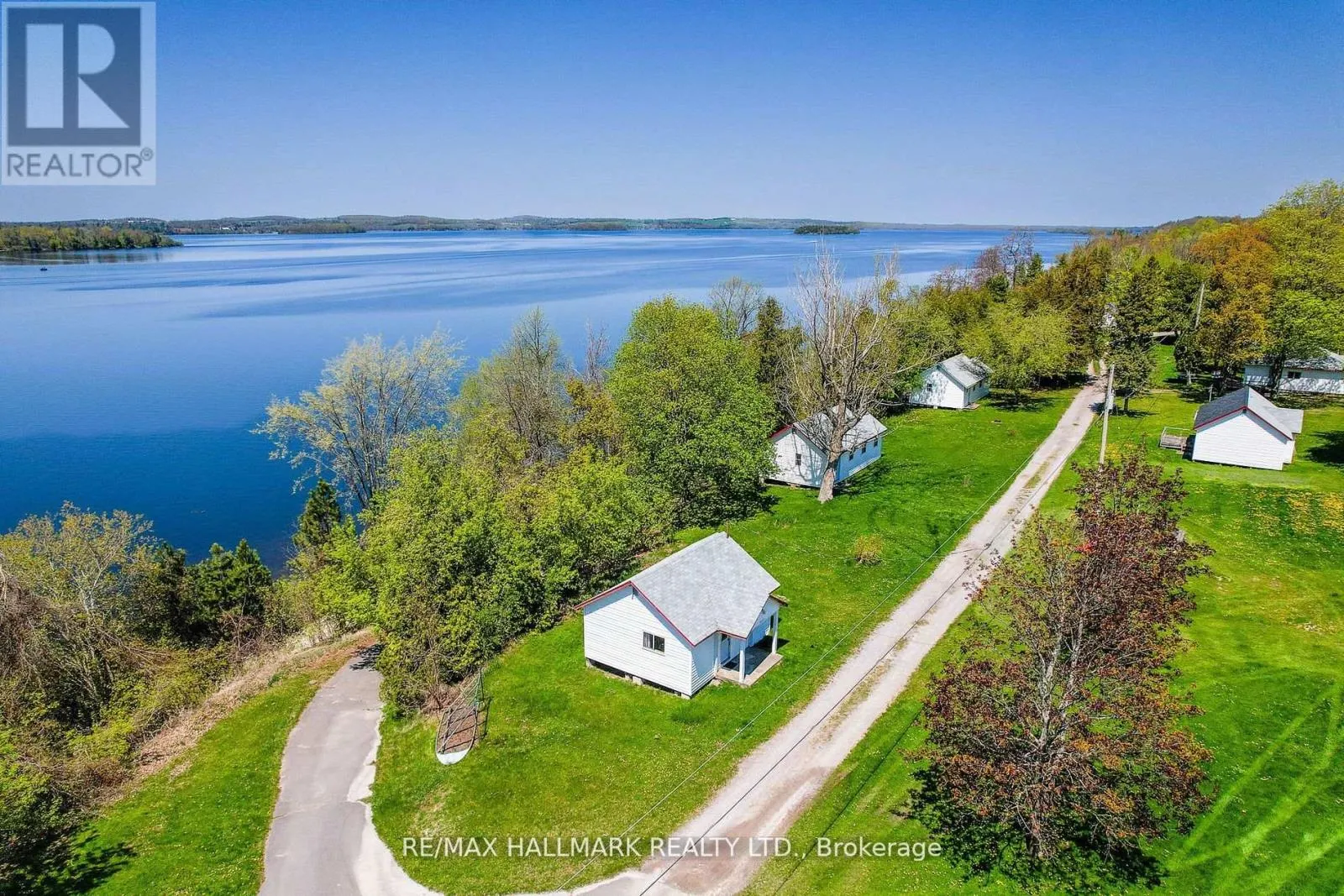 112 - 449 ISLAND VIEW ROAD