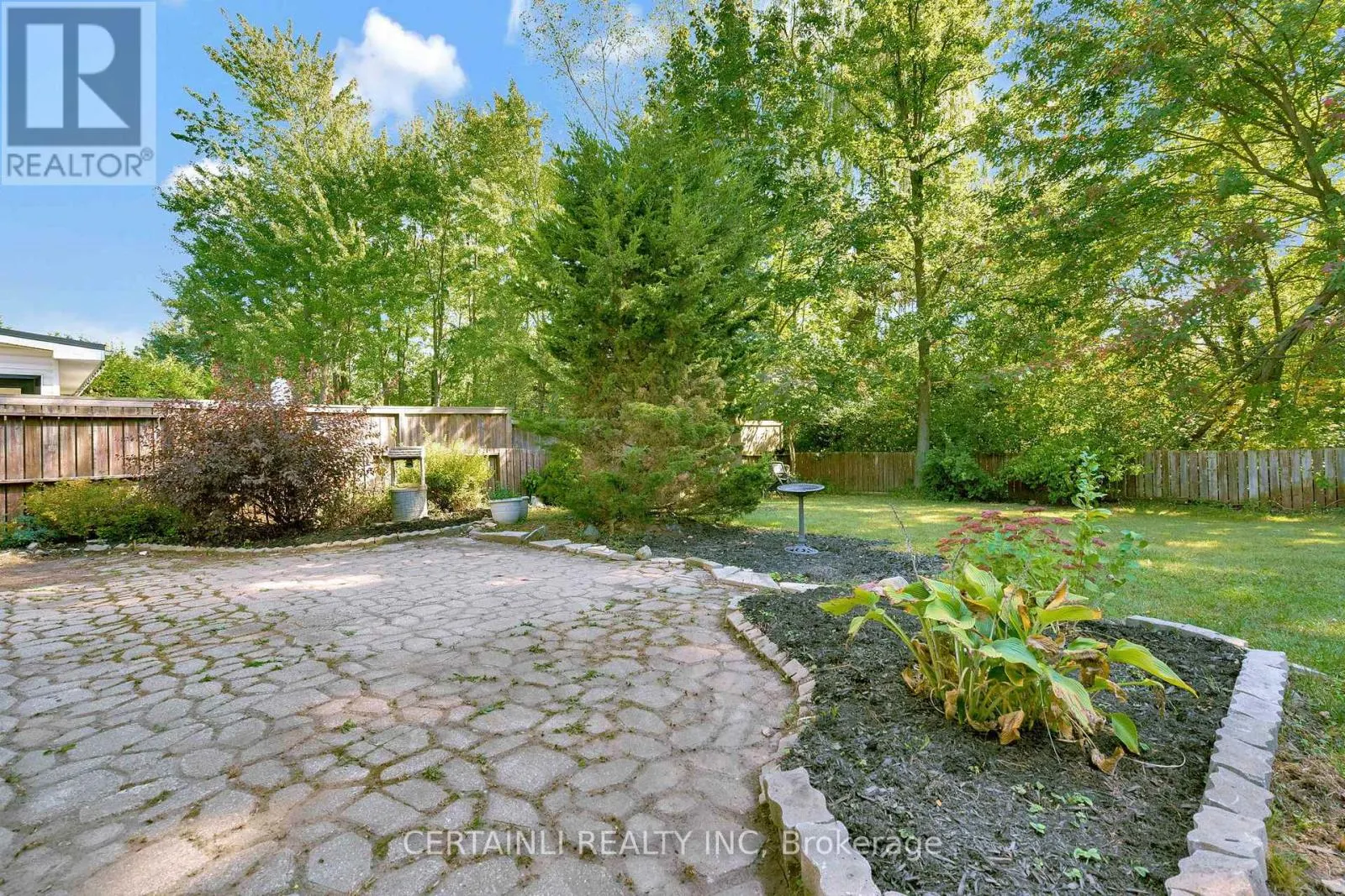 723 BARCLAY ROAD