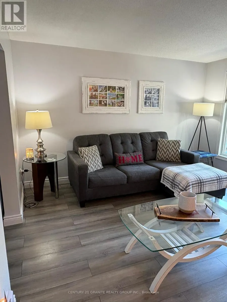 1019 SPRUCEWOOD CRESCENT