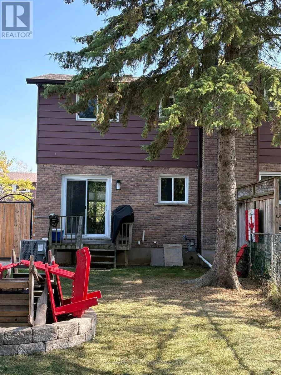 1019 SPRUCEWOOD CRESCENT