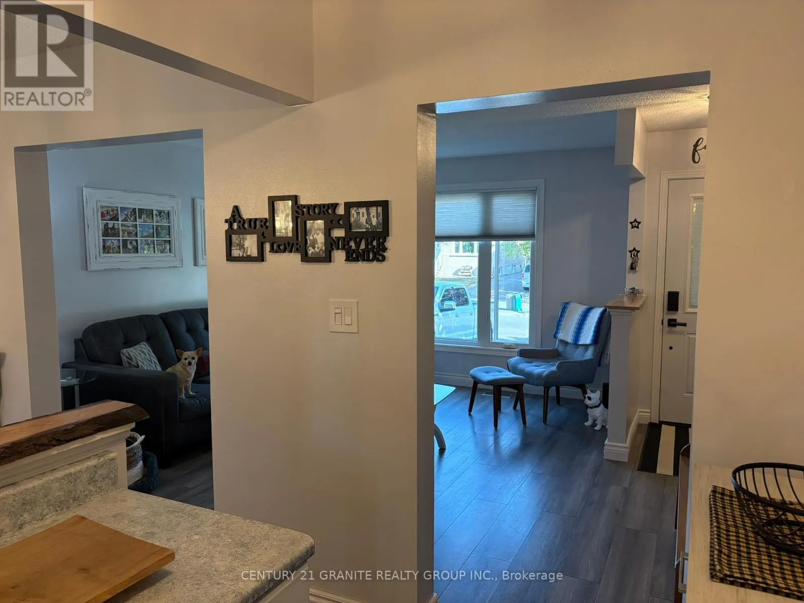 1019 SPRUCEWOOD CRESCENT