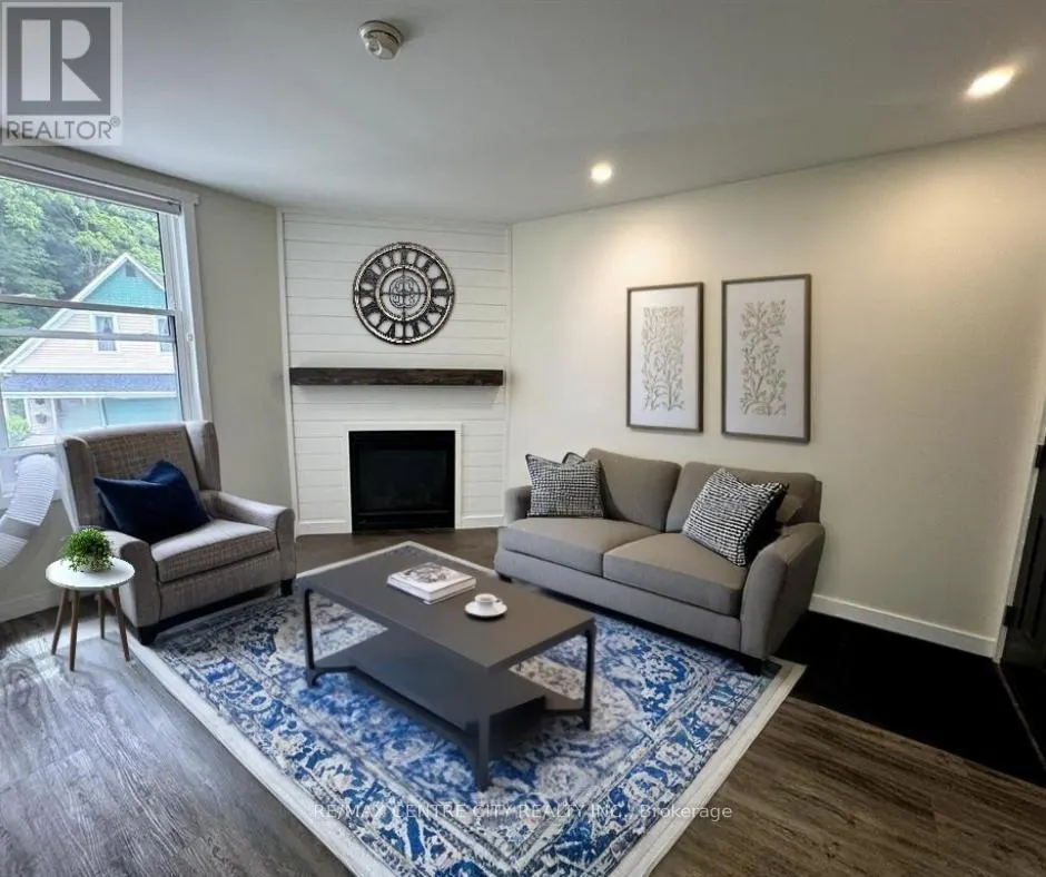 2 - 221 COLBORNE STREET, #2