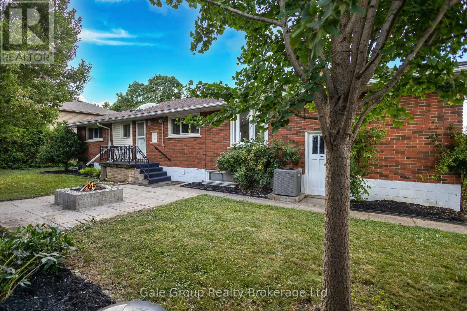 15 KELVIN COURT