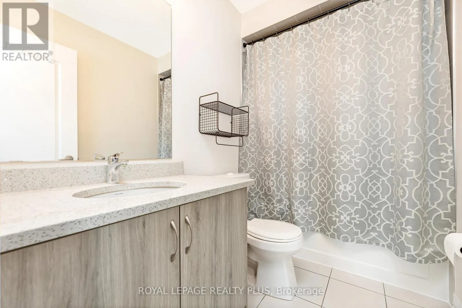 1 - 120 WATSON PARKWAY N