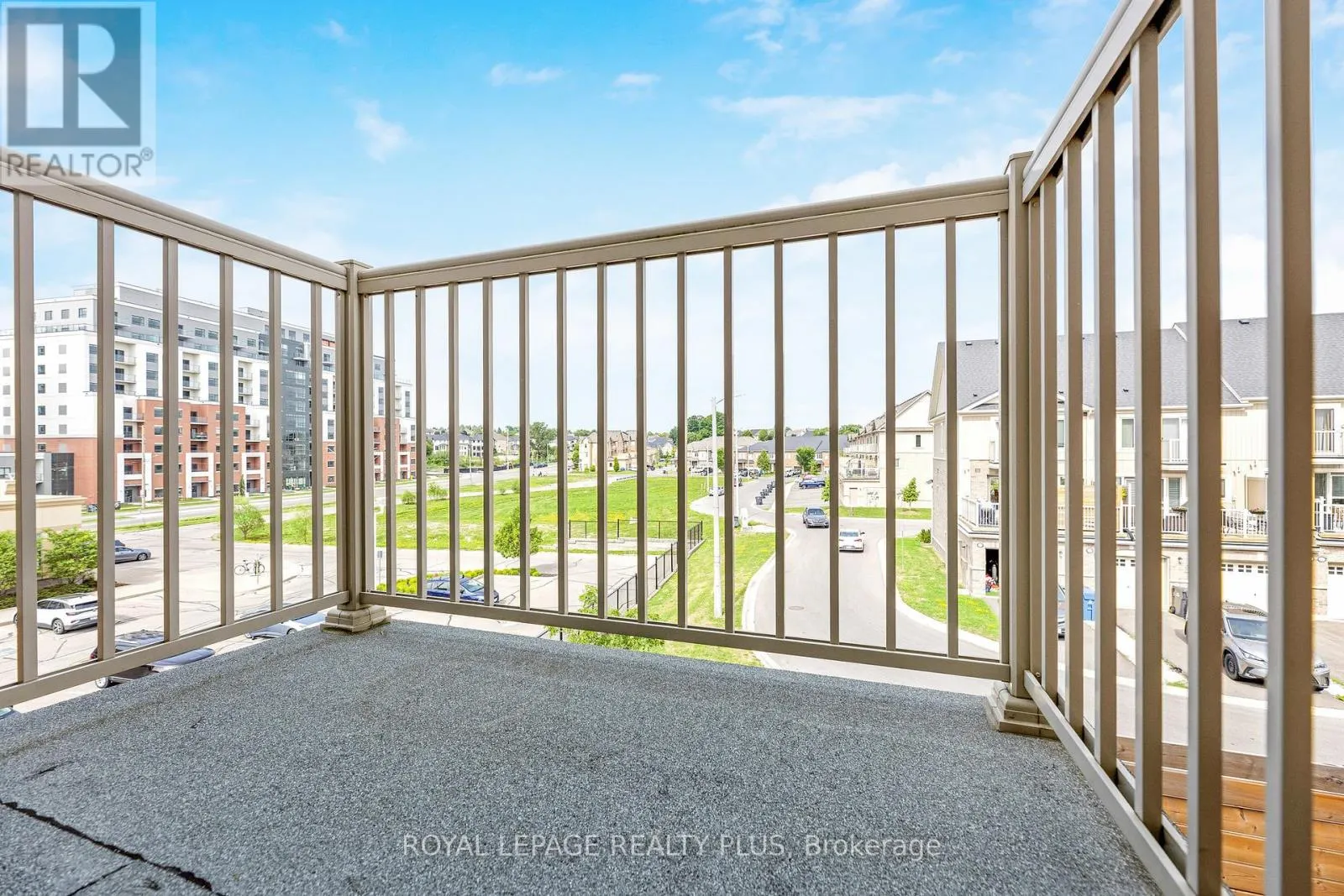 1 - 120 WATSON PARKWAY N