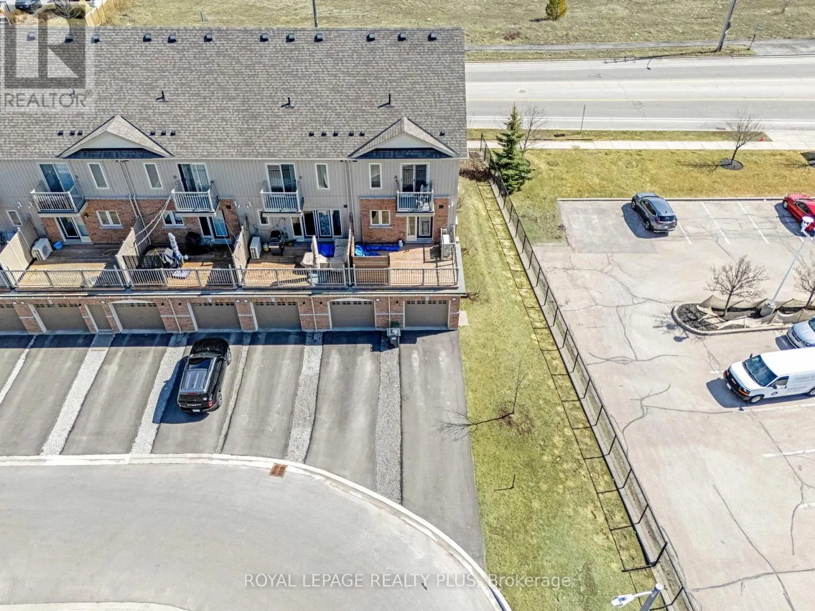 1 - 120 WATSON PARKWAY N