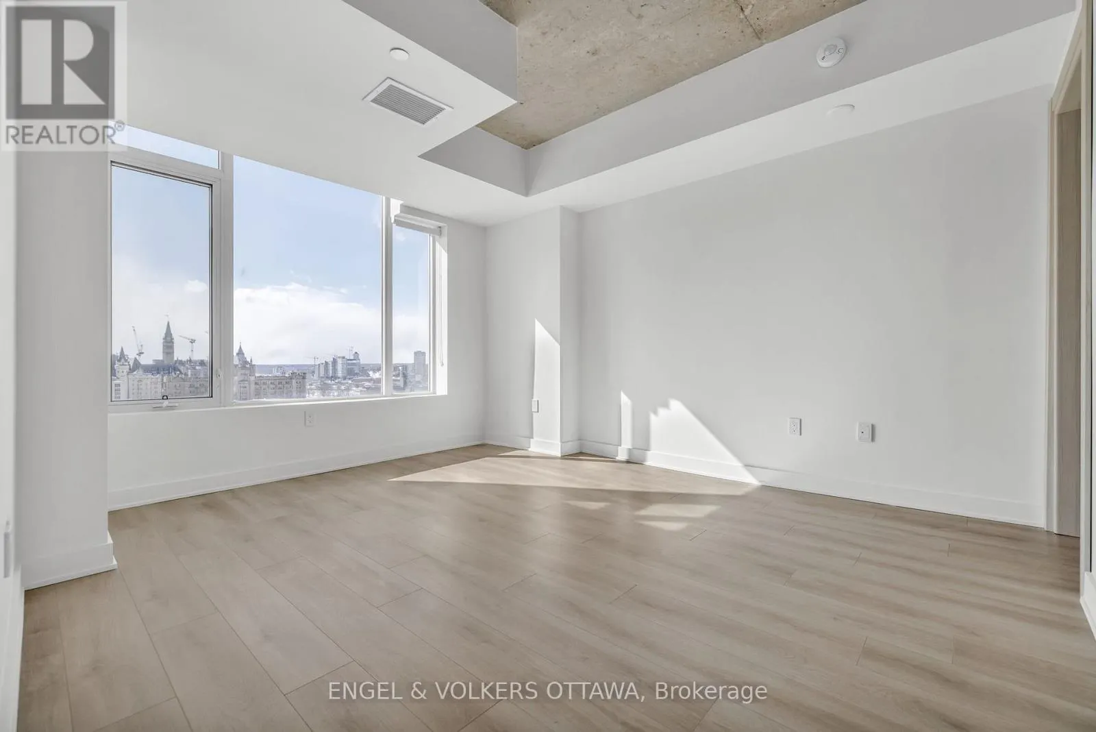 2411 - 199 RIDEAU STREET