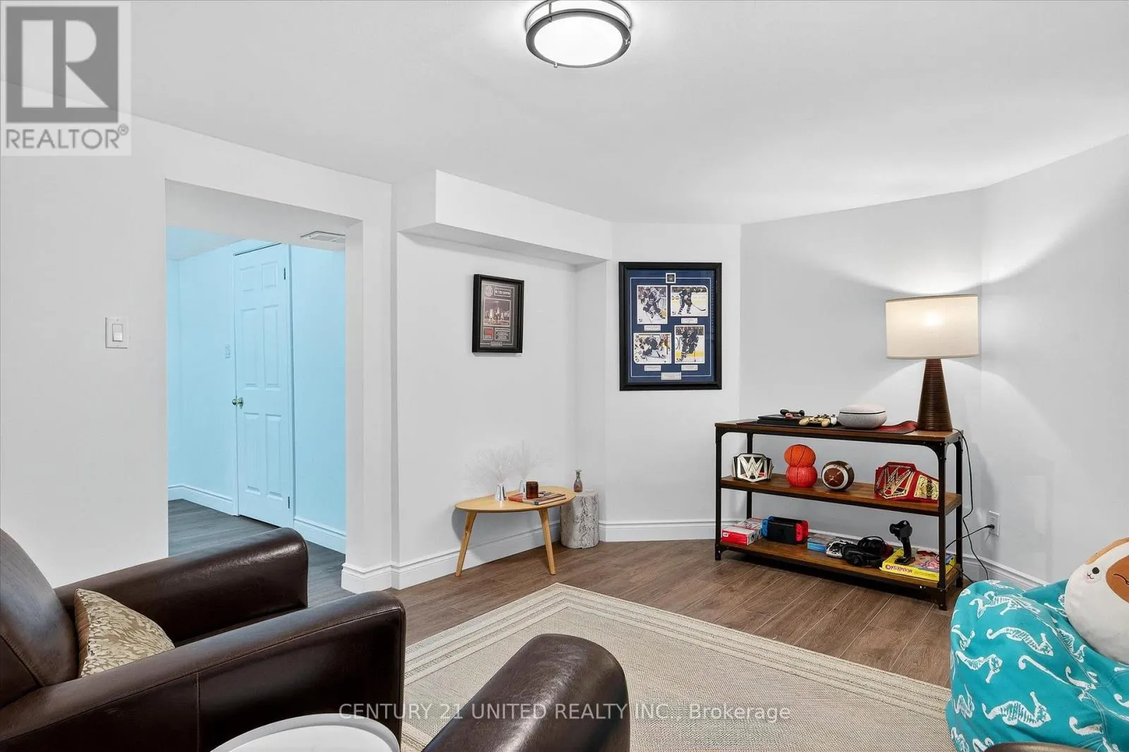 1309 SCOLLARD DRIVE