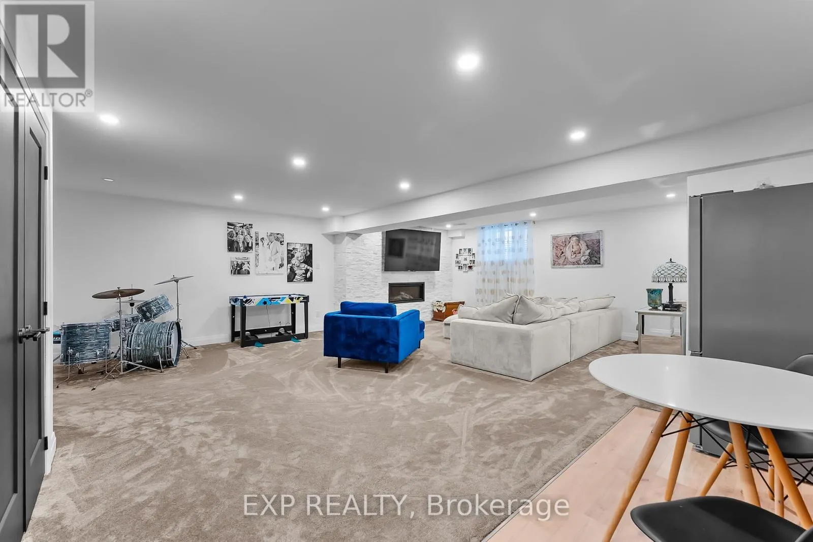155 SUSAN DRIVE