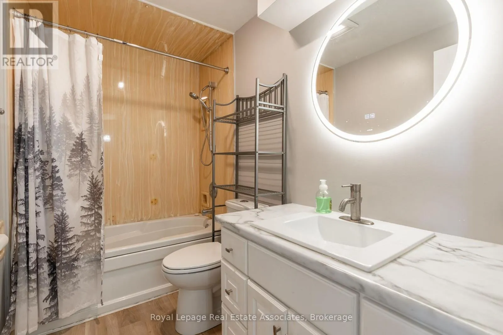 41 - 1250 LIMERIDGE ROAD E