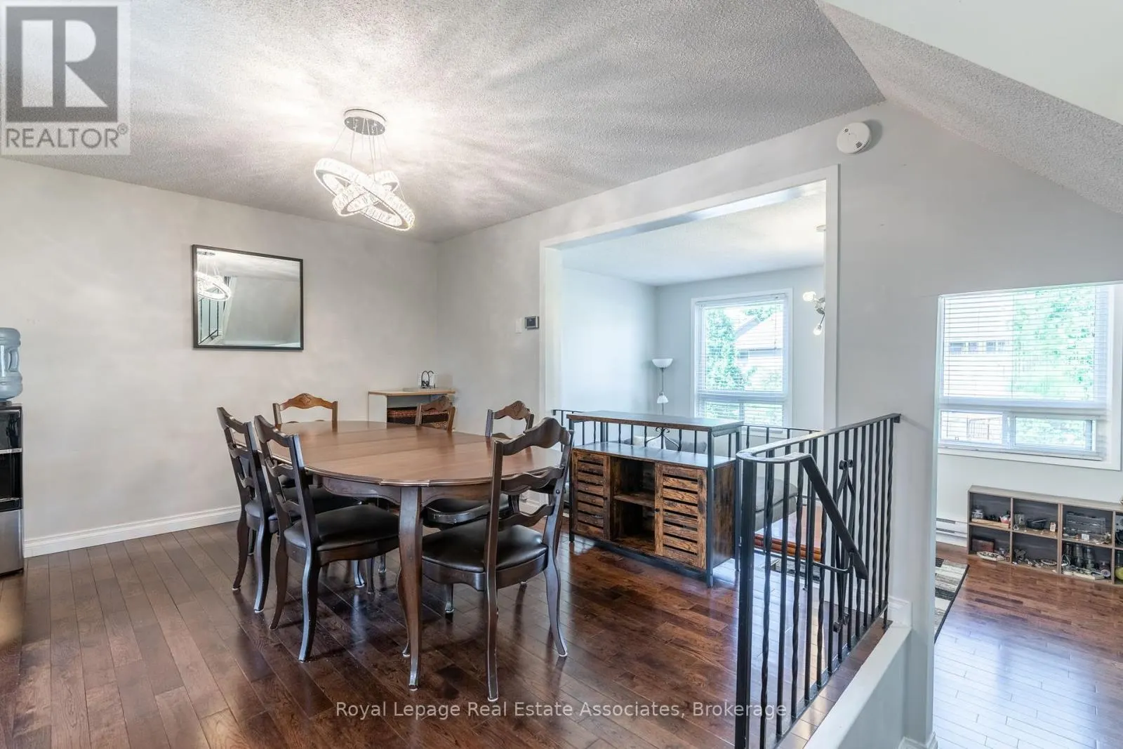 41 - 1250 LIMERIDGE ROAD E