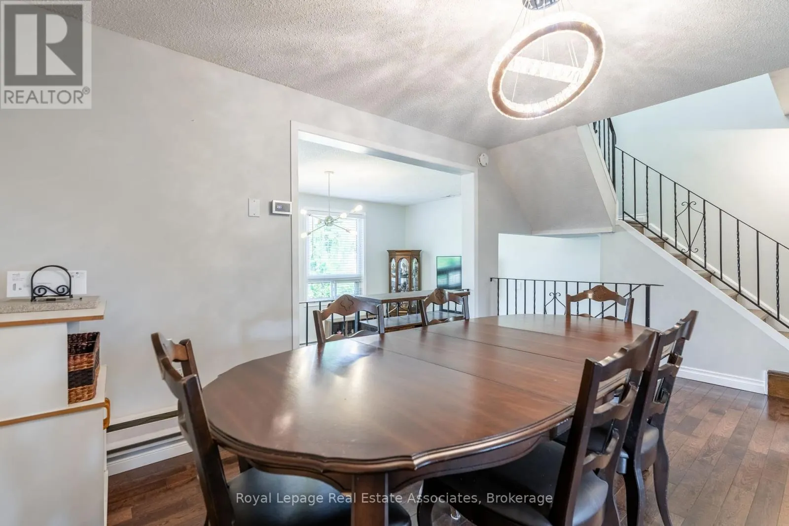 41 - 1250 LIMERIDGE ROAD E