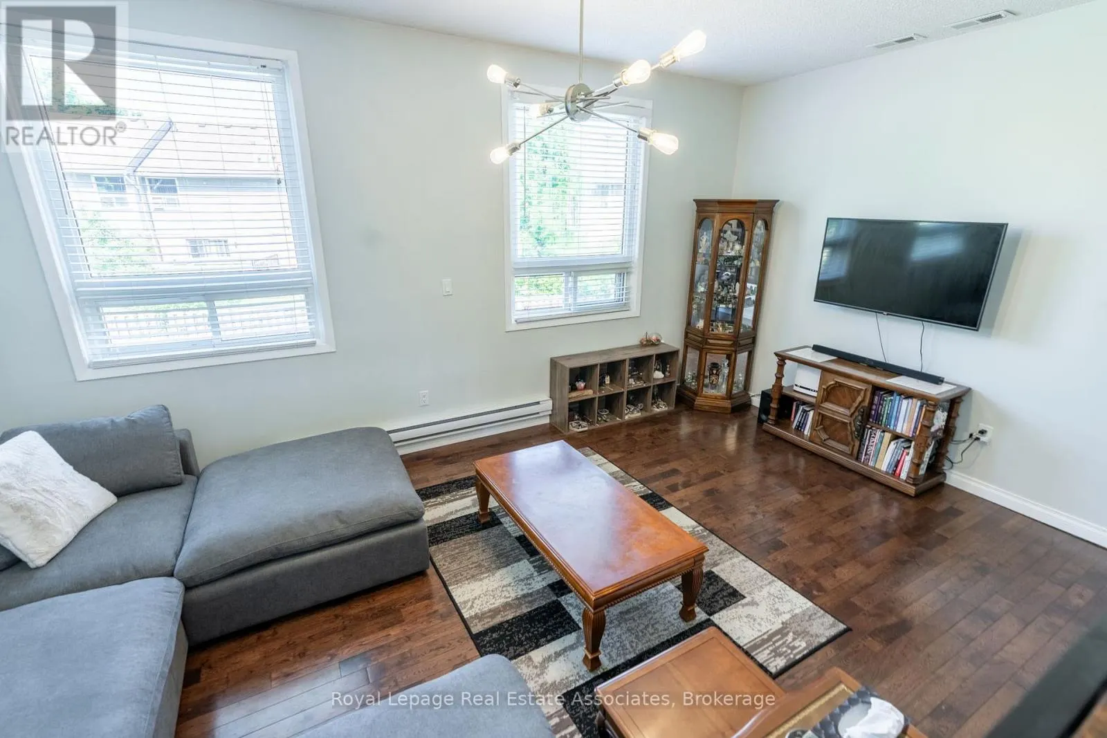 41 - 1250 LIMERIDGE ROAD E