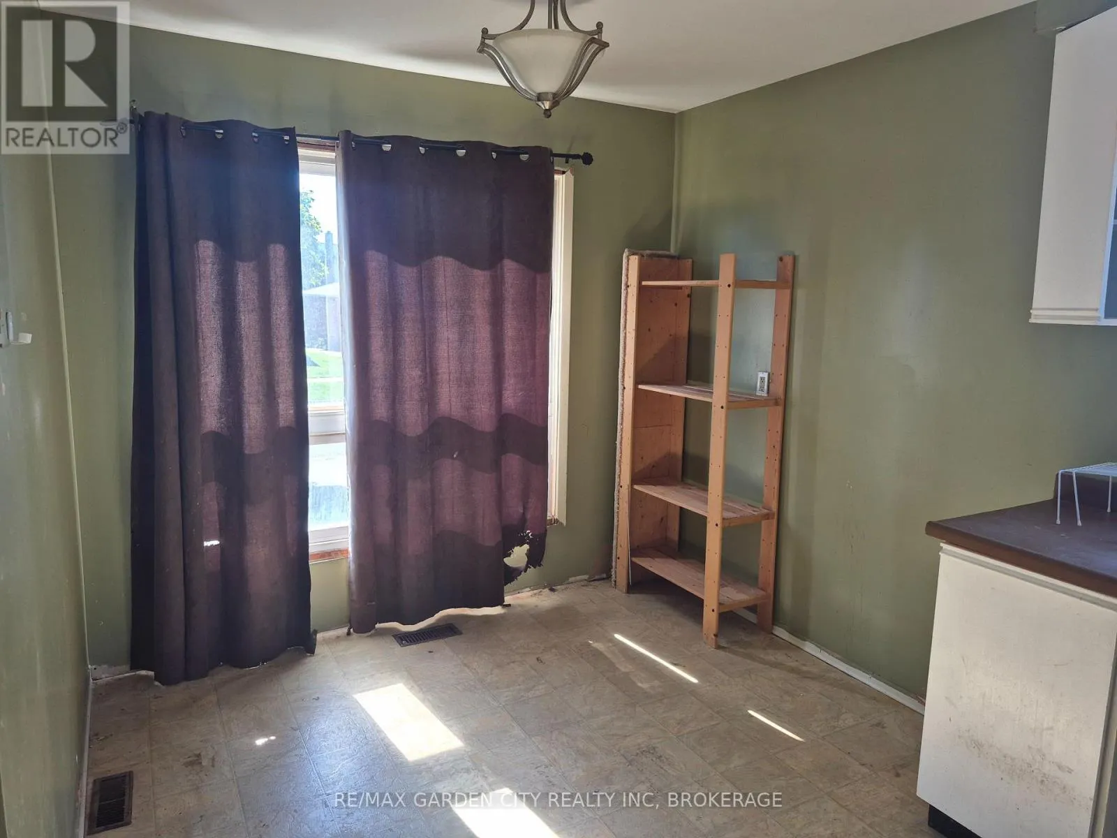 74 COMMERFORD STREET