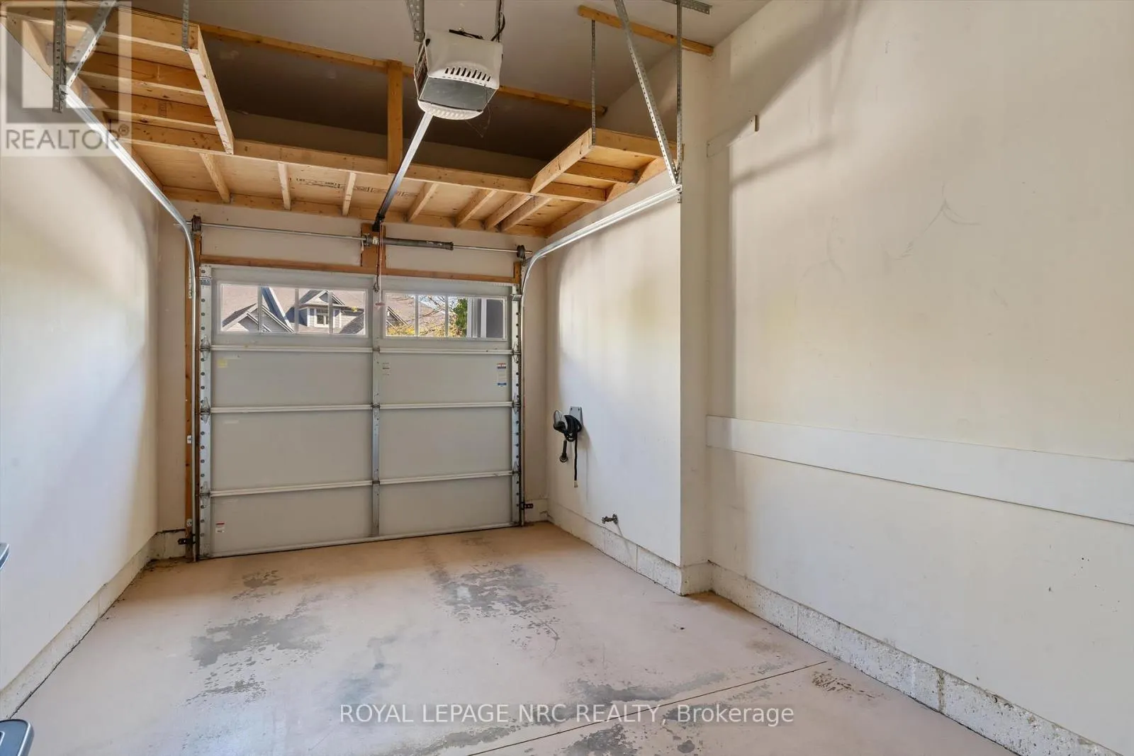 20 - 2880 KING STREET, #20