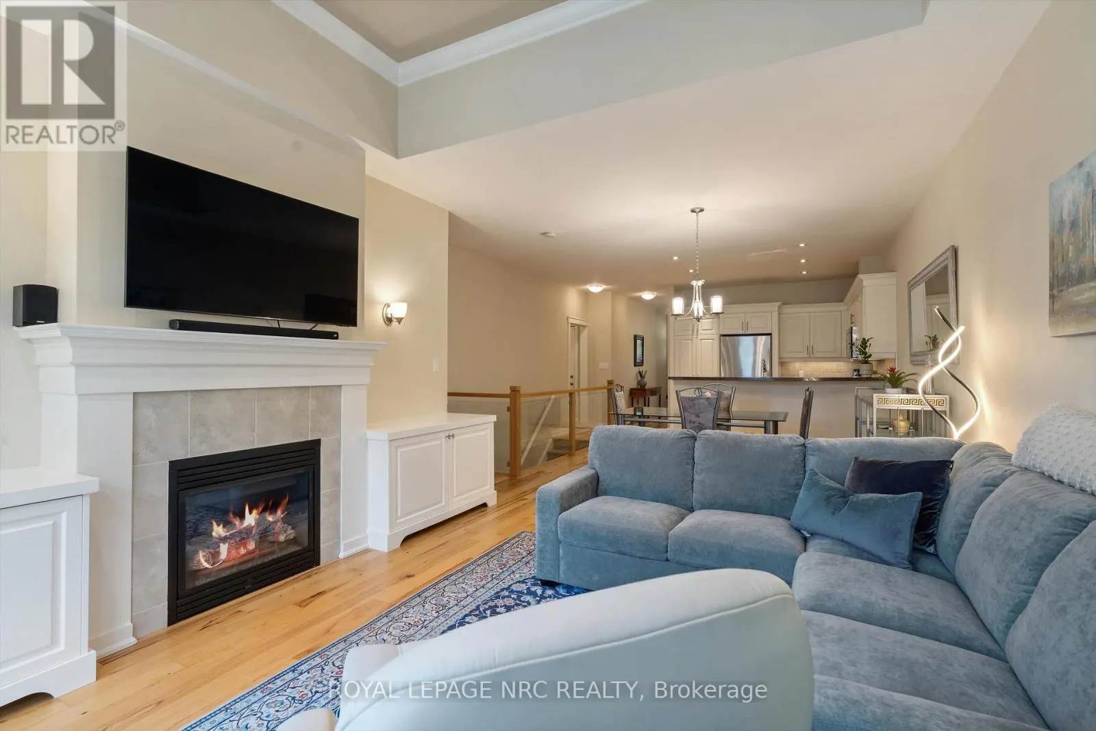 20 - 2880 KING STREET, #20