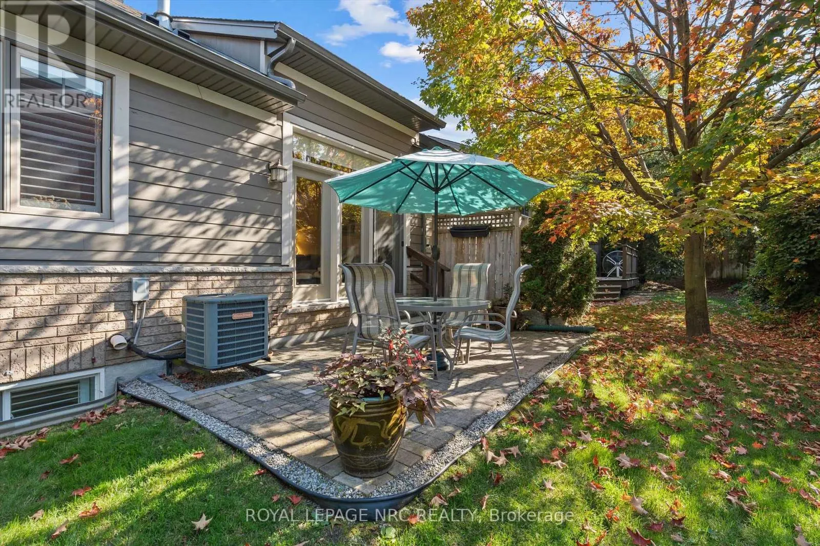 20 - 2880 KING STREET, #20