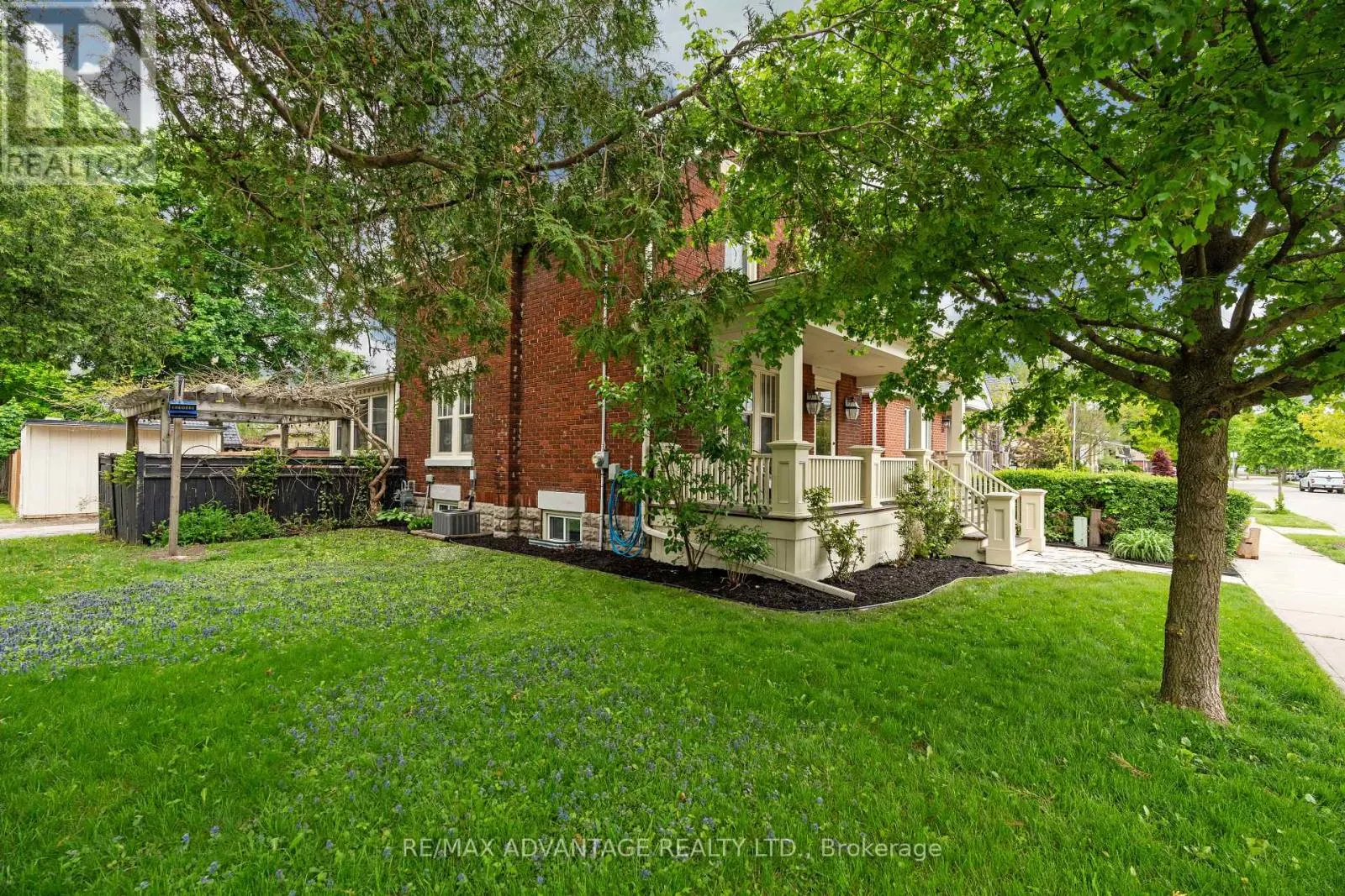 52 BEATTIE AVENUE