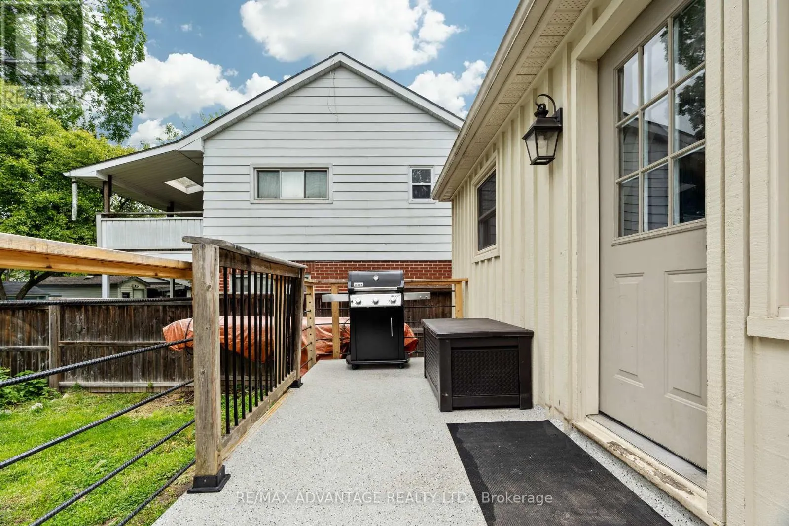 52 BEATTIE AVENUE