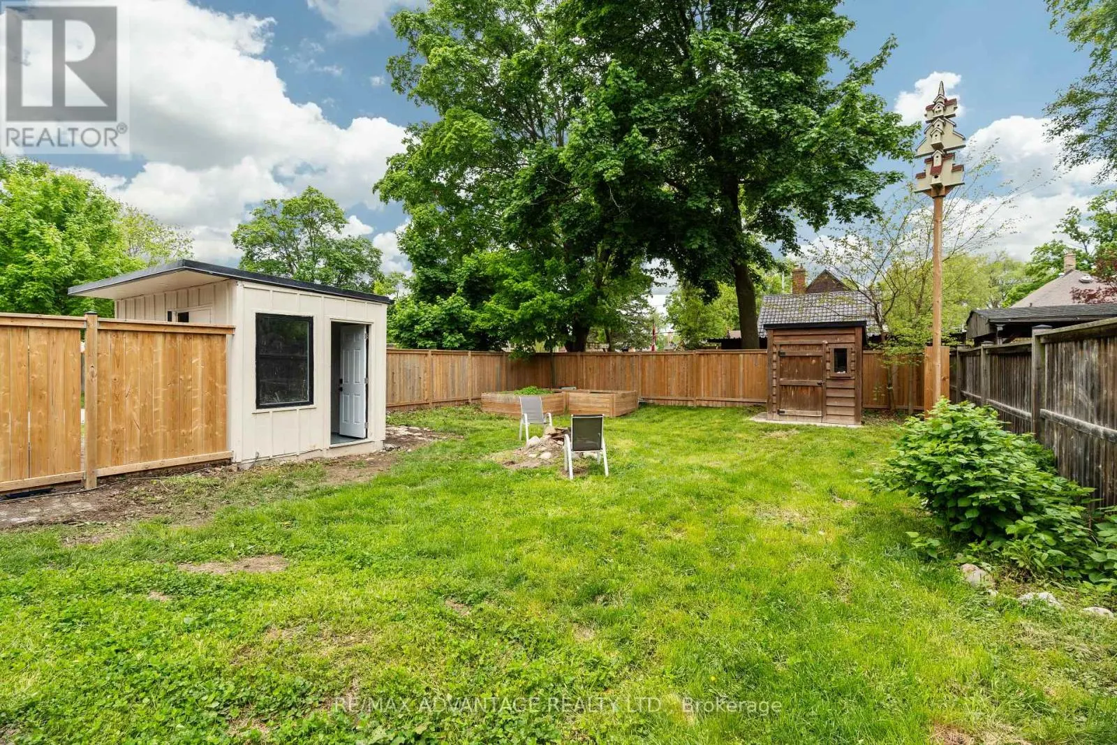 52 BEATTIE AVENUE