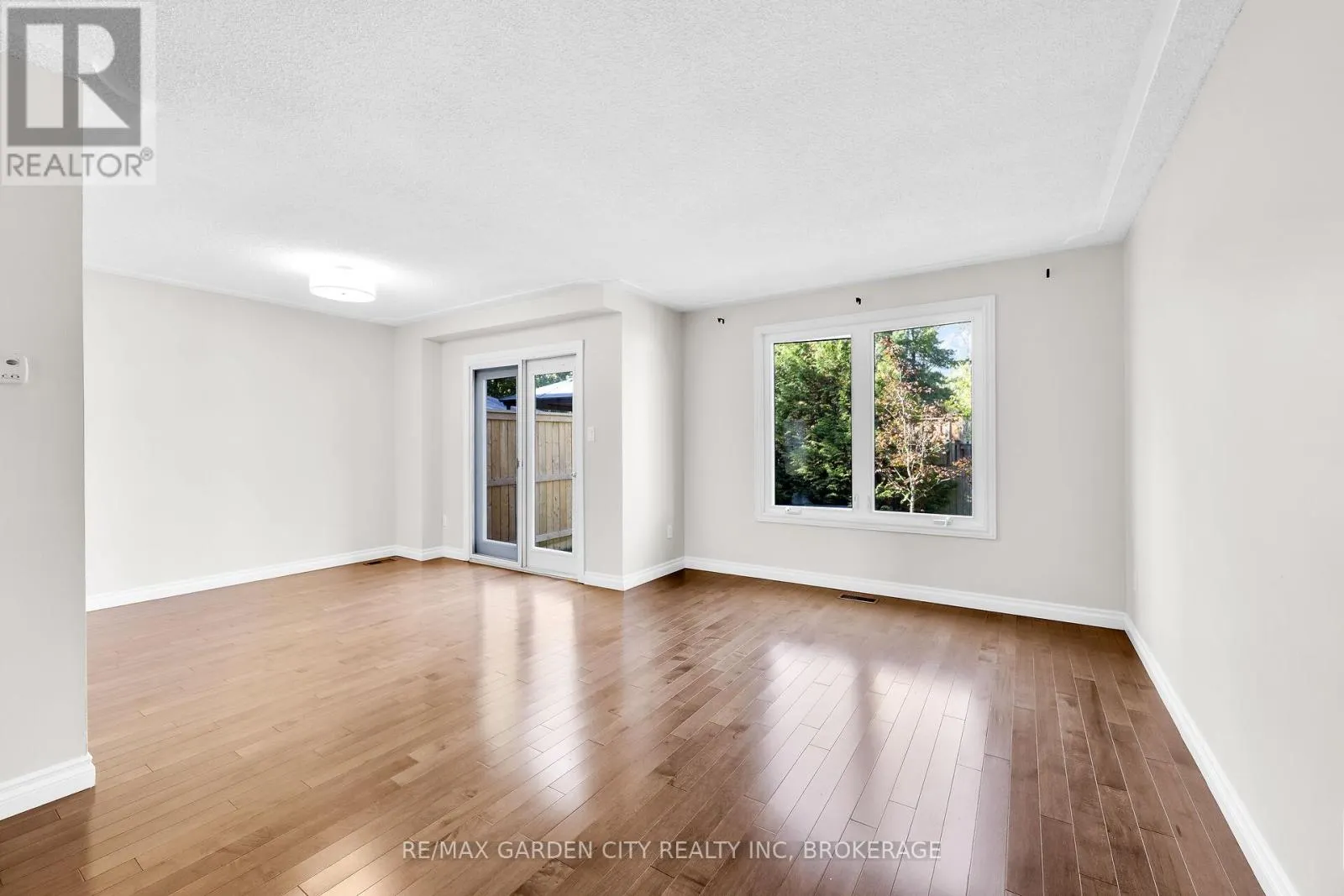 82 TERRACE AVENUE