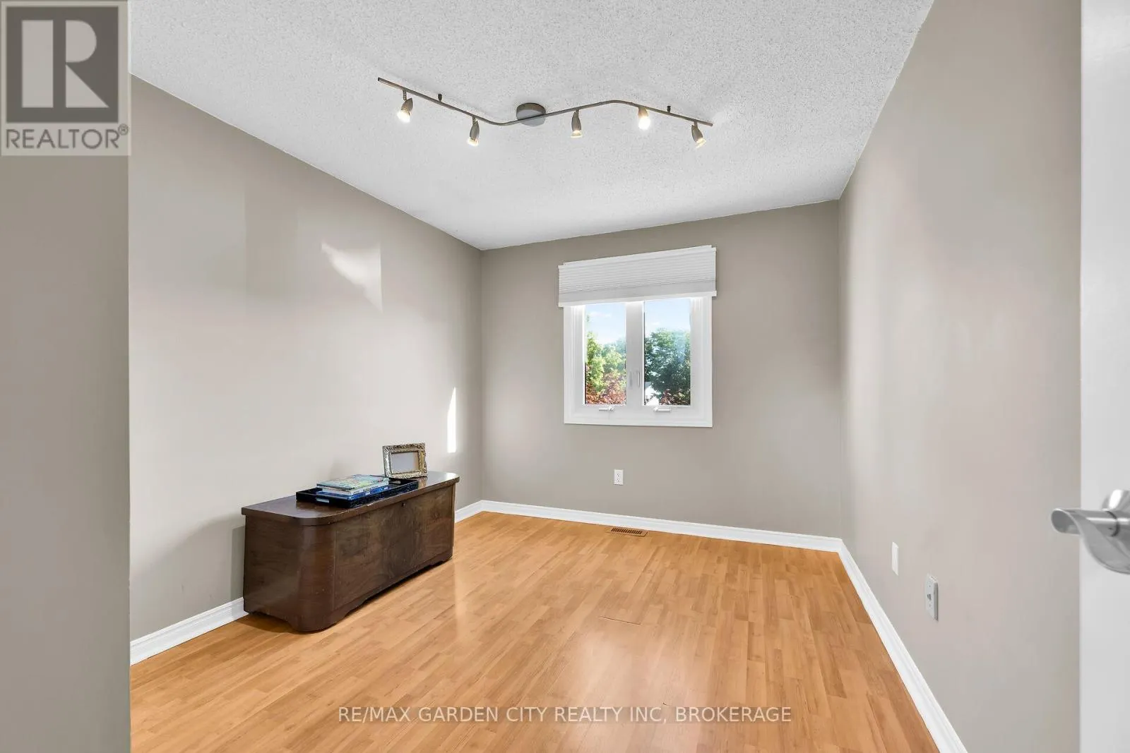 82 TERRACE AVENUE