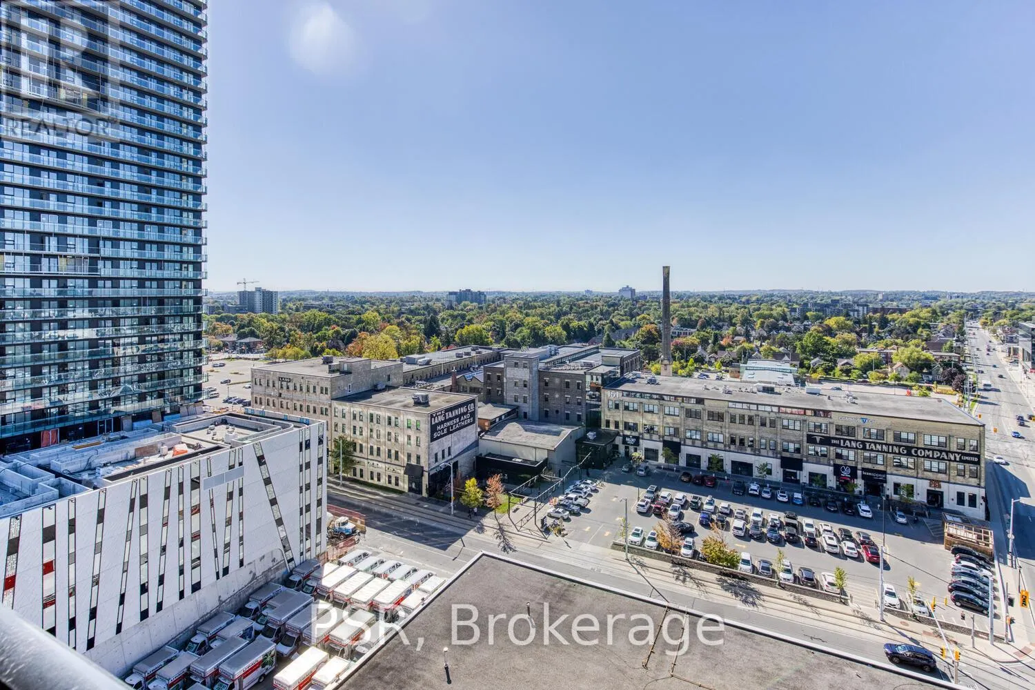 1205 - 1 VICTORIA STREET S