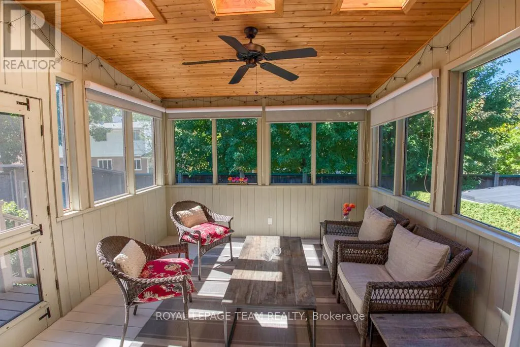 107 KITSILANO COURT