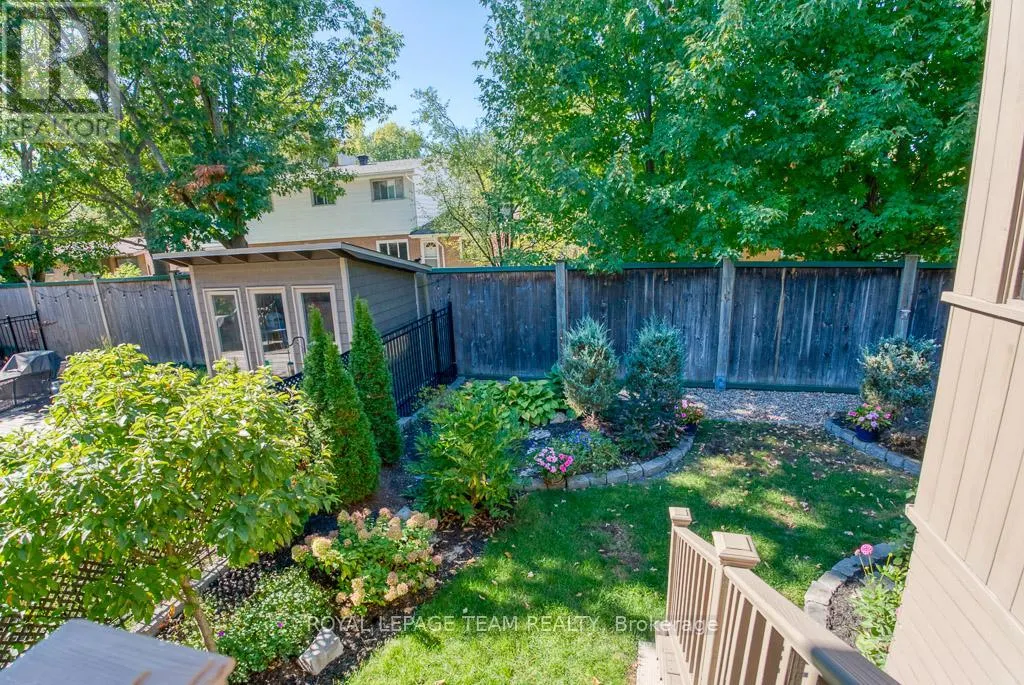 107 KITSILANO COURT