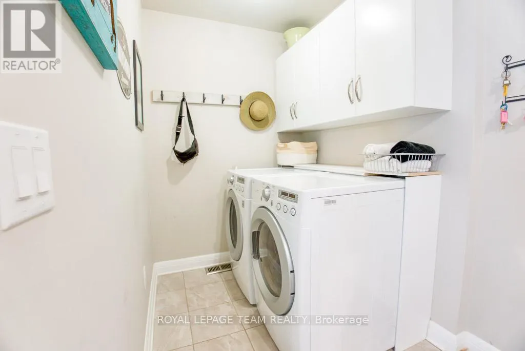 107 KITSILANO COURT