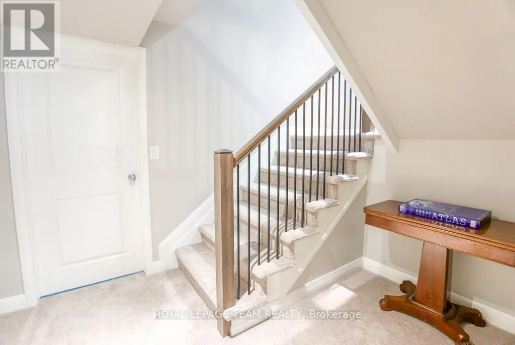 107 KITSILANO COURT
