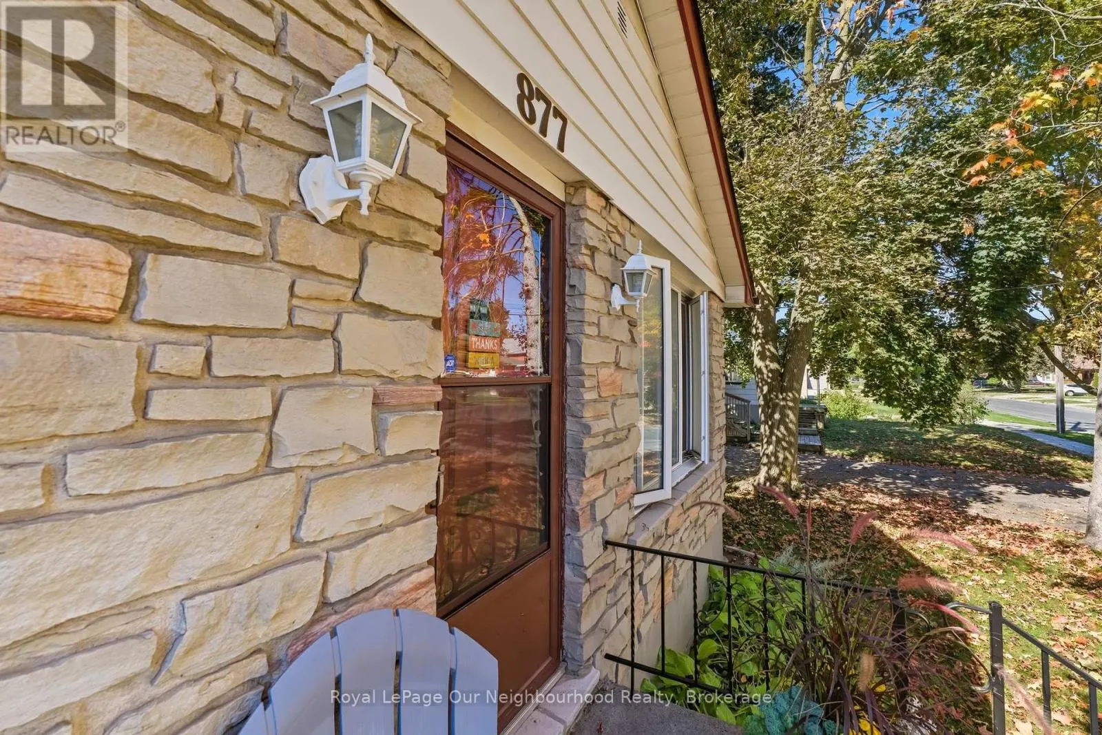 877 WESTERN AVENUE