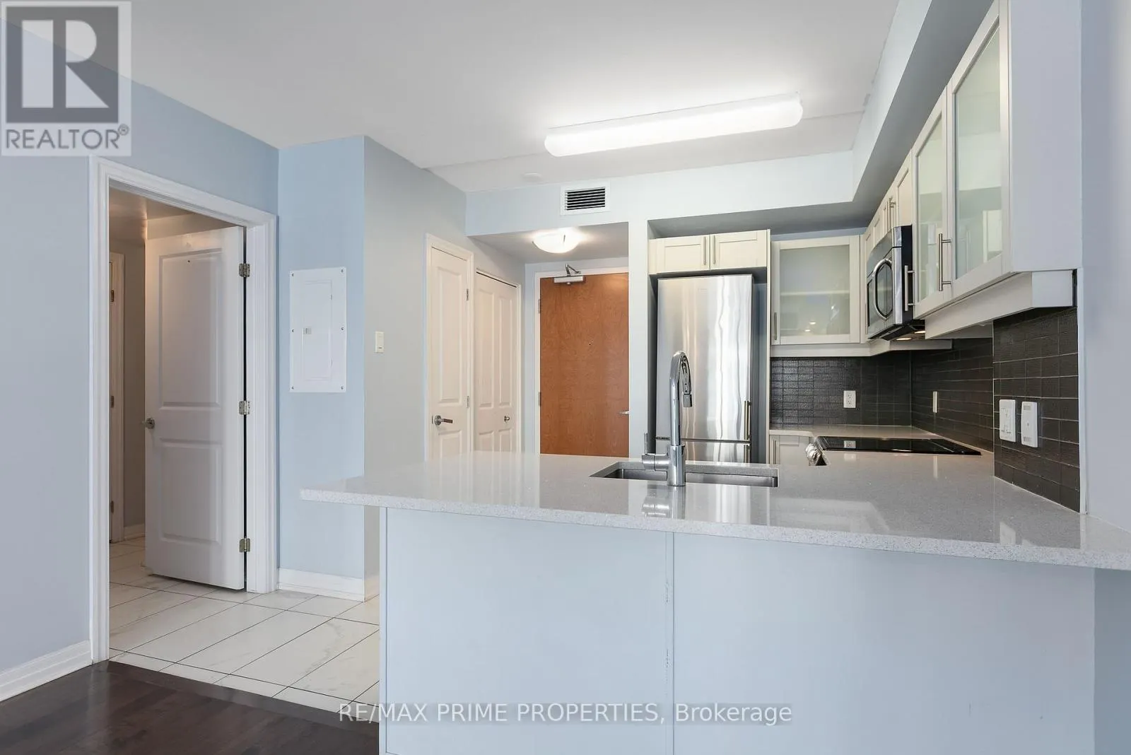 1306 - 195 BESSERER STREET
